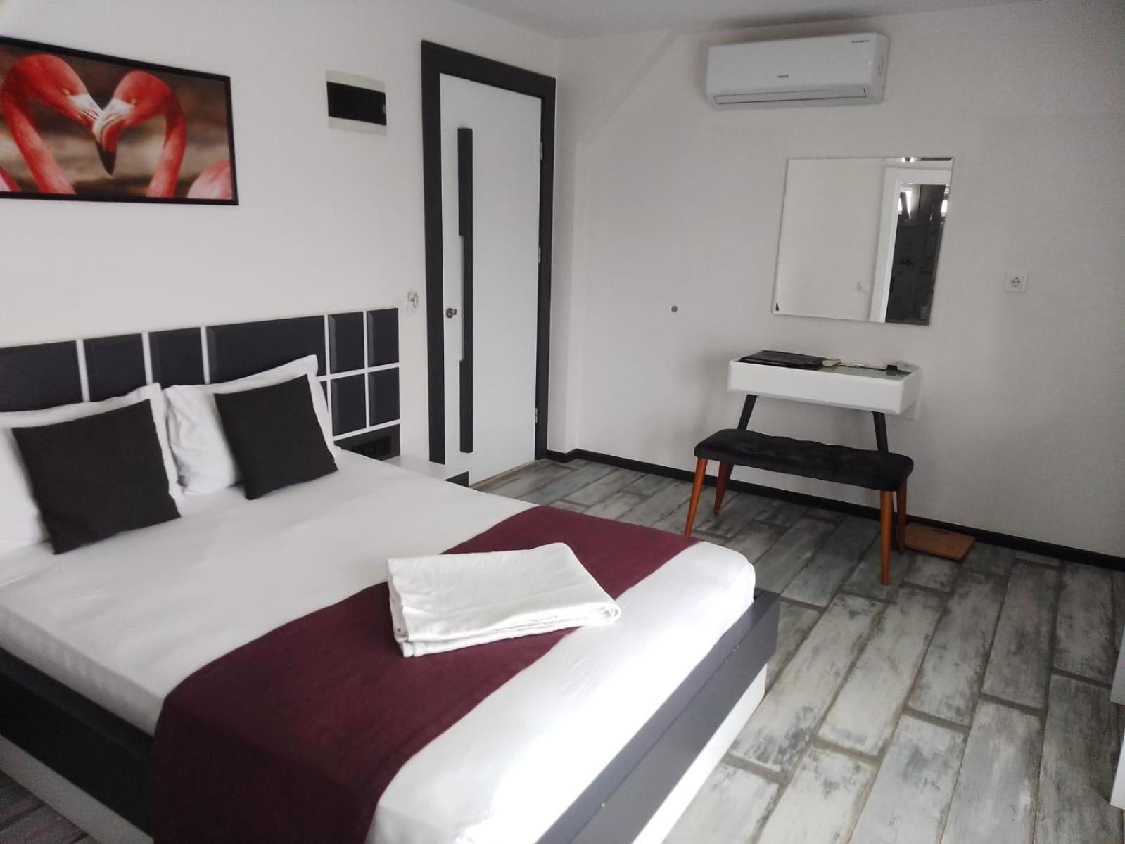 Wb Weekend Otel Bodrum Esterno foto